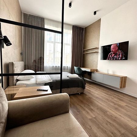 Romantic Apartments - In The Center Of Lviv , King-Size Bed Dış mekan fotoğraf