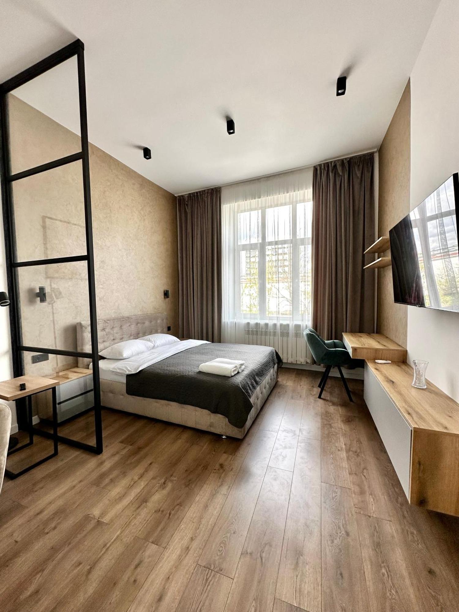 Romantic Apartments - In The Center Of Lviv , King-Size Bed Dış mekan fotoğraf